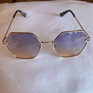 RSQ. - Tilly’s brand sunglasses